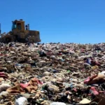 Eliminación de residuos en vertedero.